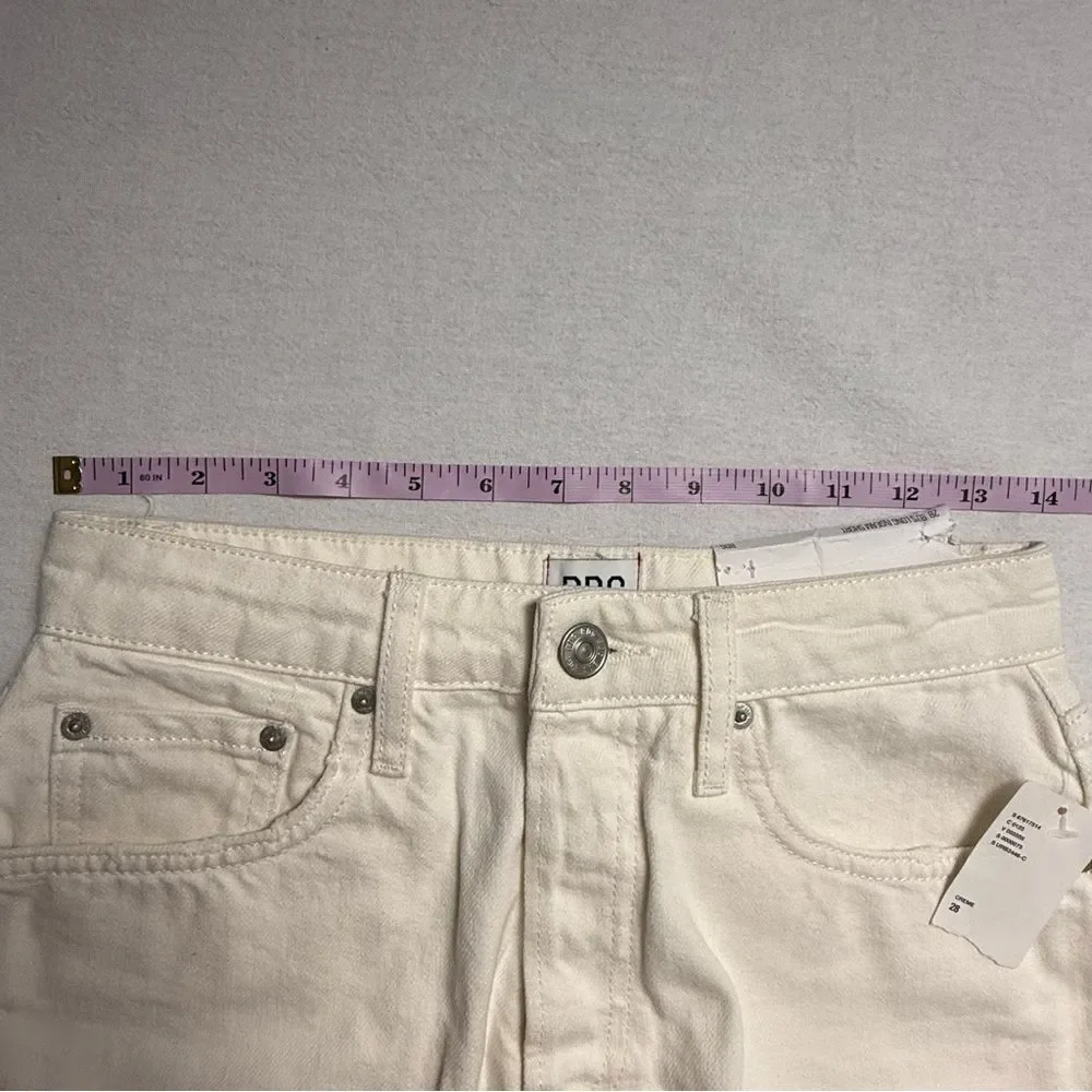 BDG Urban Outfitters 90s Long Inseam Denim Shorts 28 Raw Hem NWT Minimalist